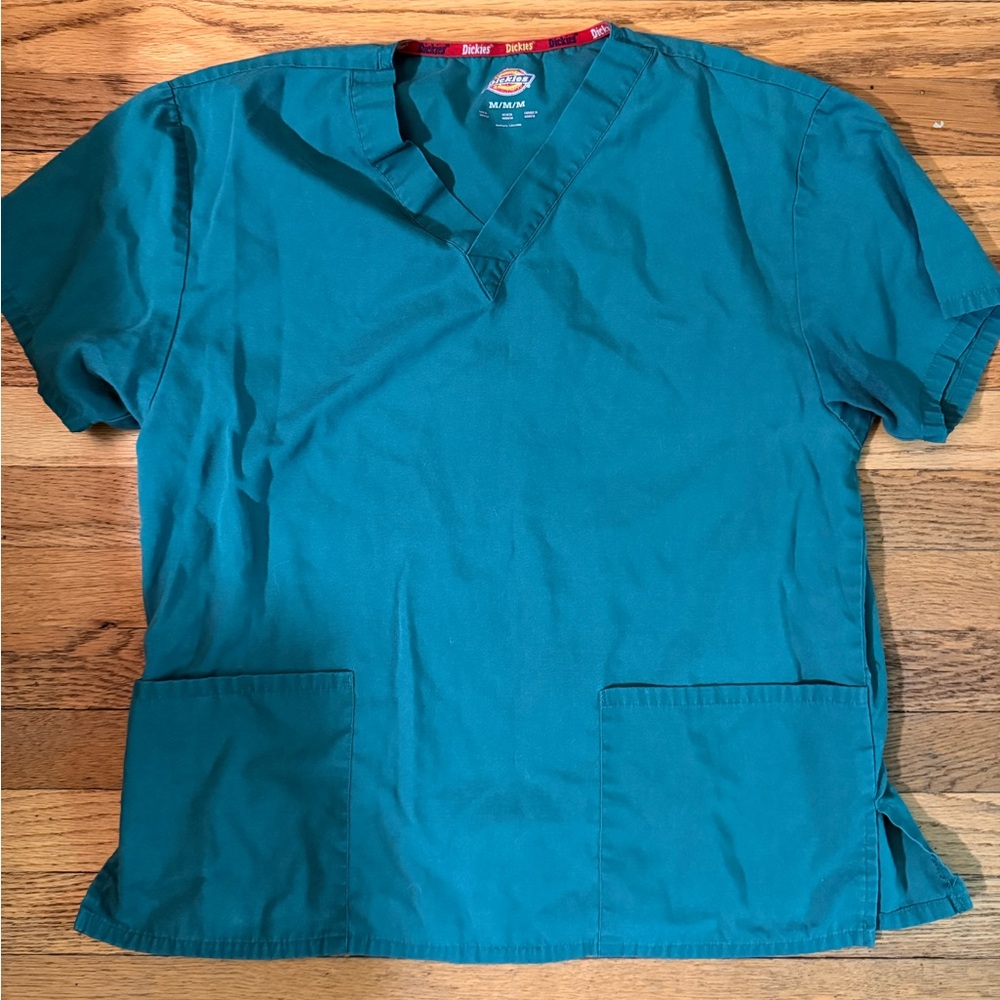 Dickies green scrub top